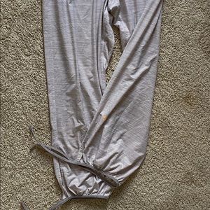 Lululemon heather gray jogging pants
